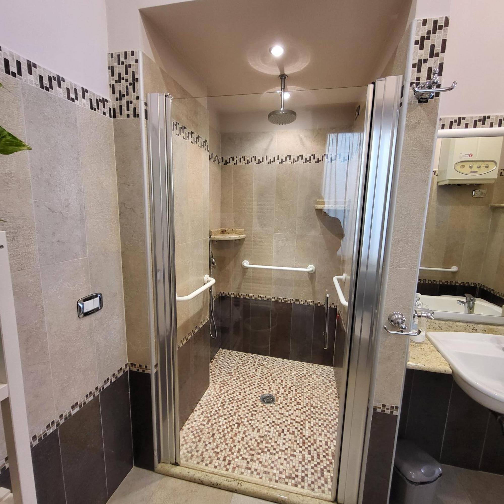 Apartamento La torre Velletri Exterior foto